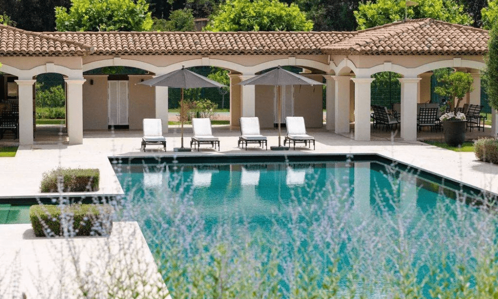 Luxury villa setting in La Colle‑sur‑Loup region
